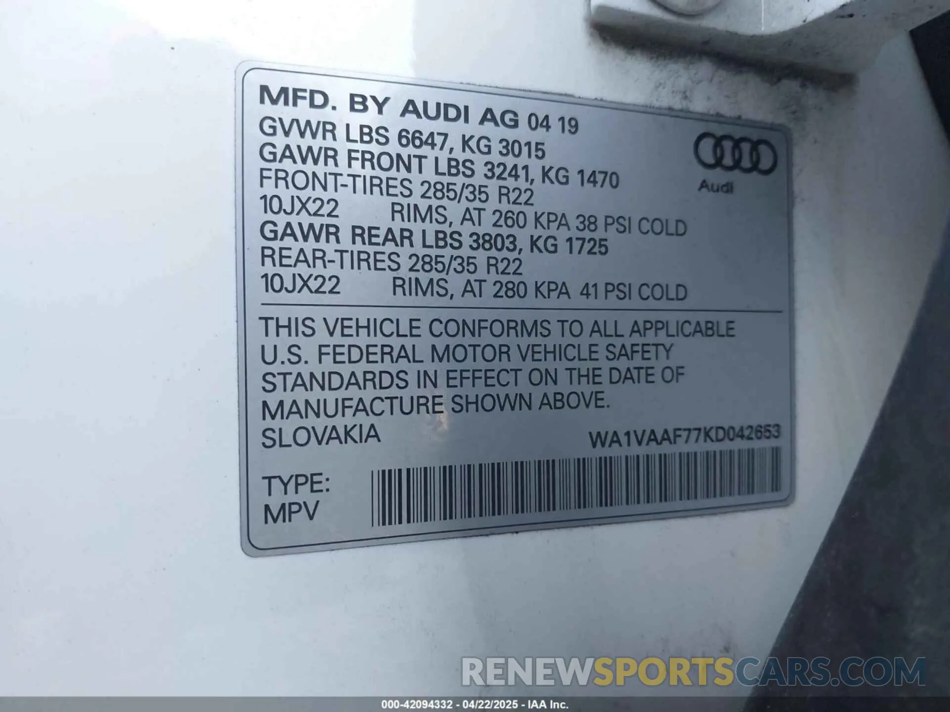 9 Photograph of a damaged car WA1VAAF77KD042653 AUDI Q7 2019
