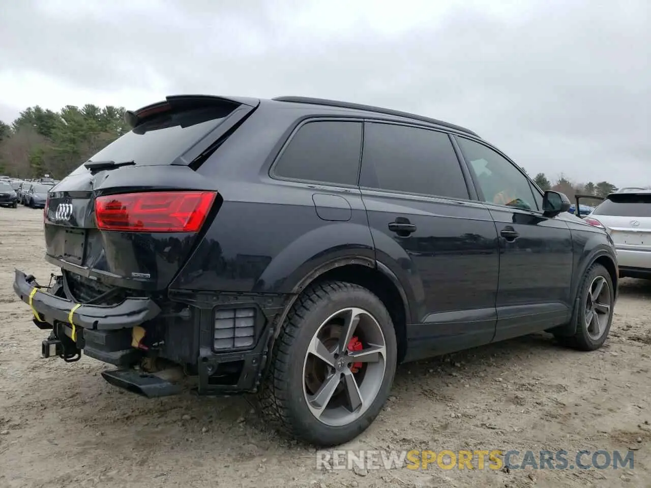 3 Photograph of a damaged car WA1VAAF77KD047609 AUDI Q7 2019