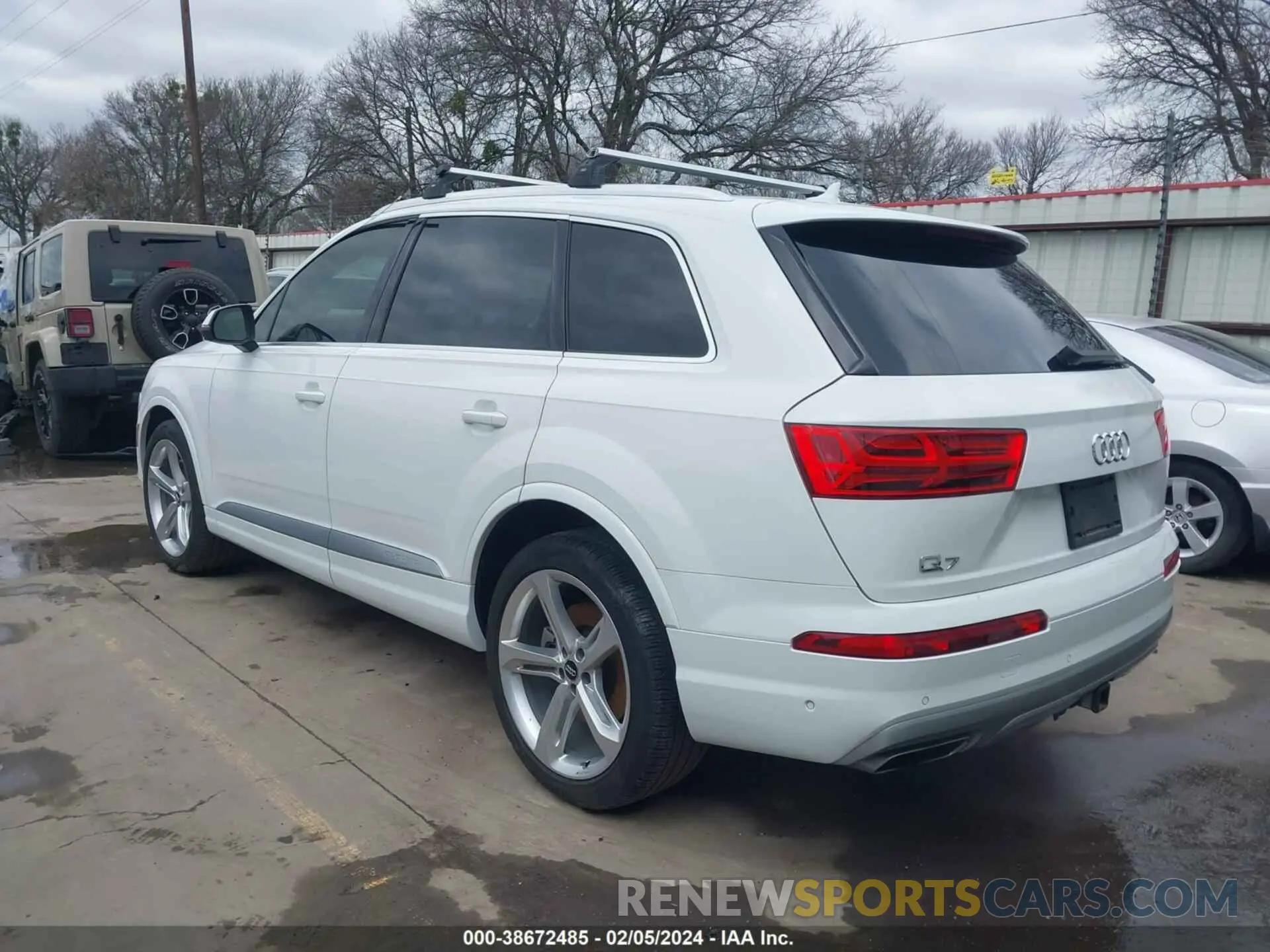 3 Photograph of a damaged car WA1VAAF78KD017504 AUDI Q7 2019