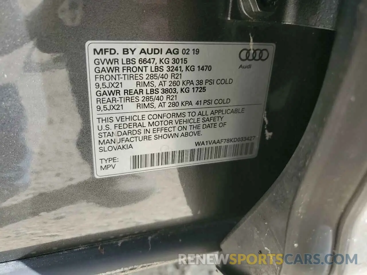 14 Photograph of a damaged car WA1VAAF78KD033427 AUDI Q7 2019