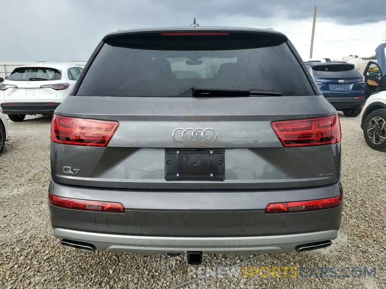 6 Photograph of a damaged car WA1VAAF78KD033427 AUDI Q7 2019