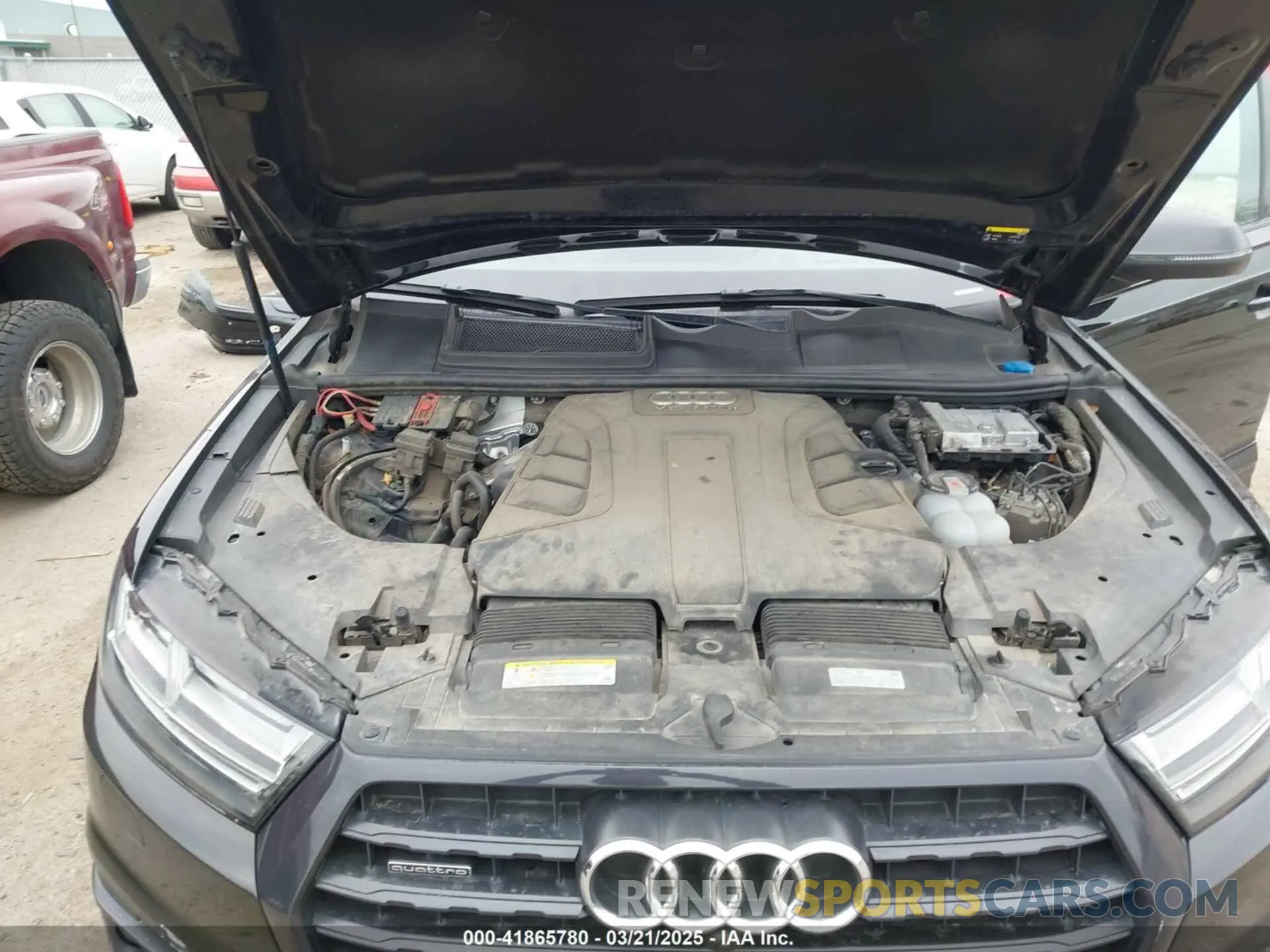 10 Photograph of a damaged car WA1VAAF79KD004597 AUDI Q7 2019