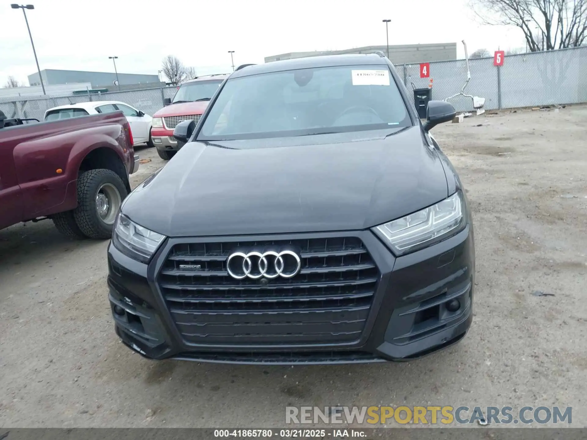 13 Photograph of a damaged car WA1VAAF79KD004597 AUDI Q7 2019
