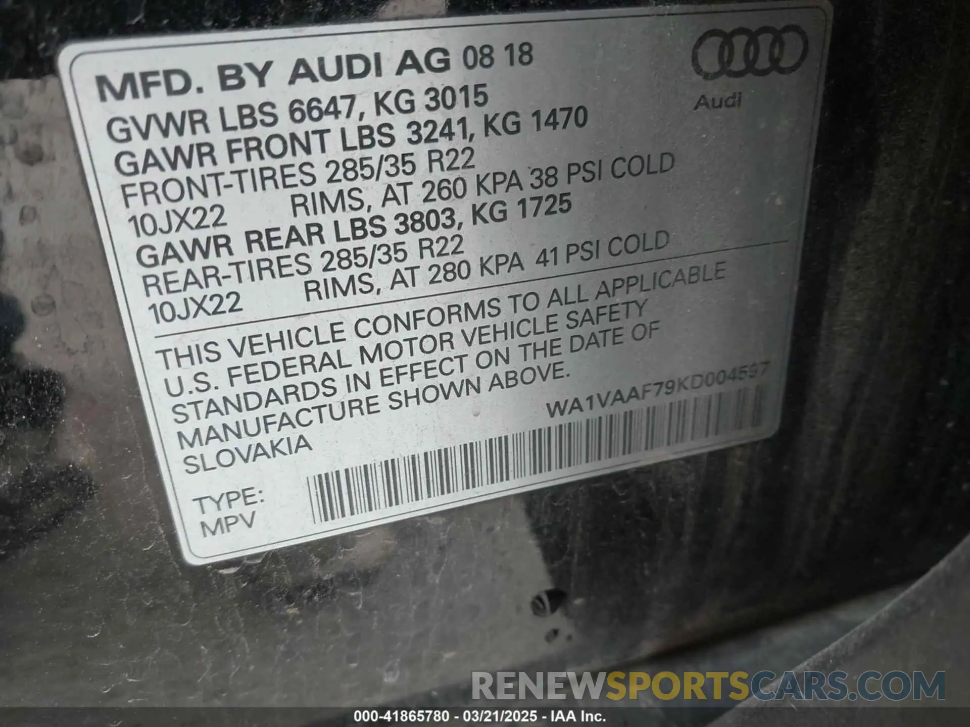 9 Photograph of a damaged car WA1VAAF79KD004597 AUDI Q7 2019