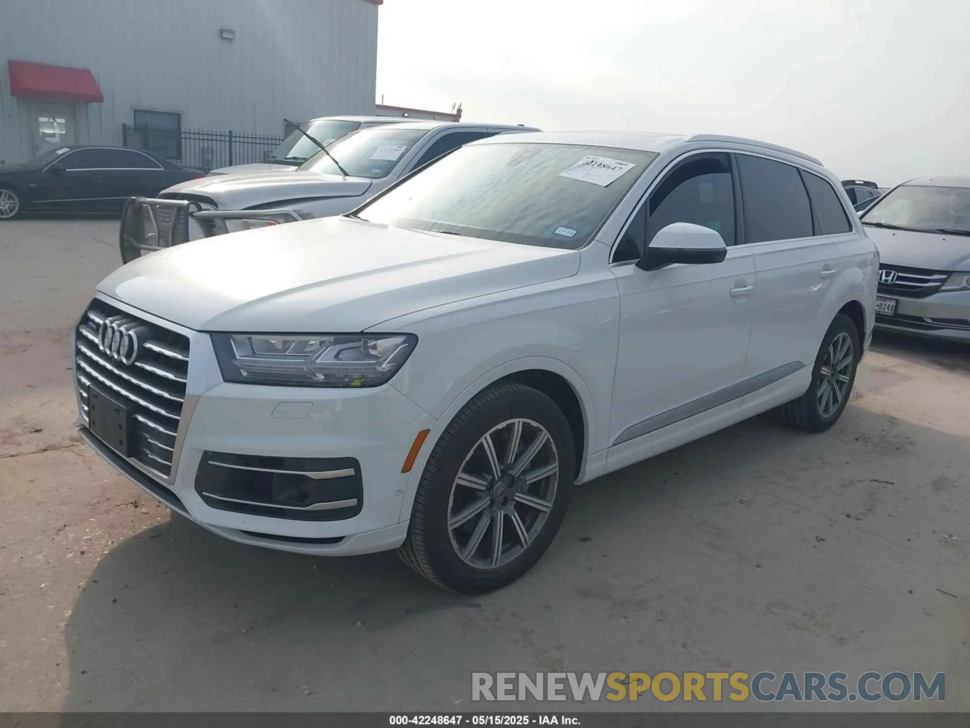 2 Photograph of a damaged car WA1VAAF79KD005913 AUDI Q7 2019