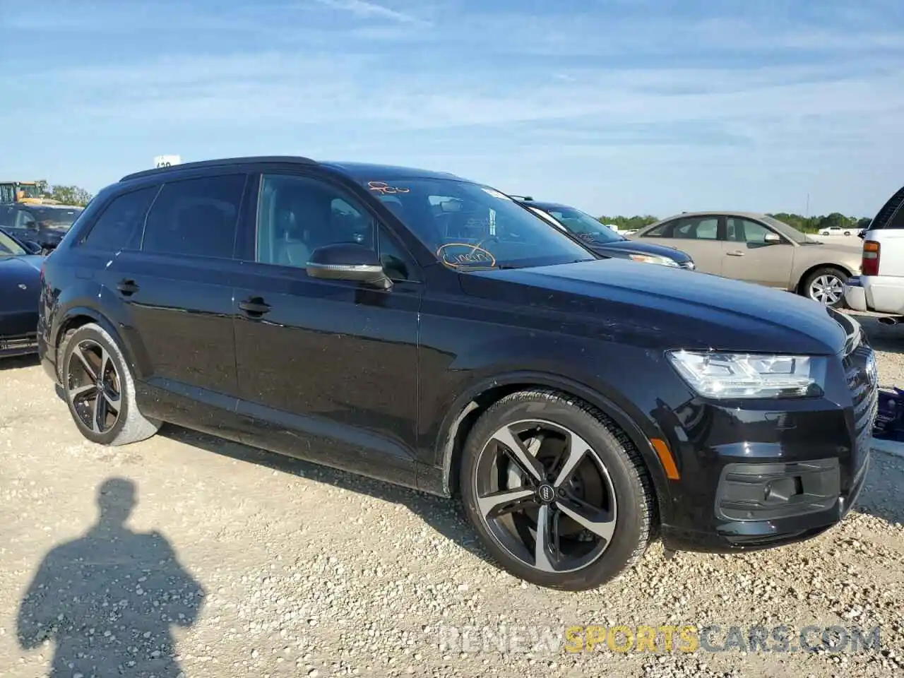 4 Photograph of a damaged car WA1VAAF79KD008035 AUDI Q7 2019