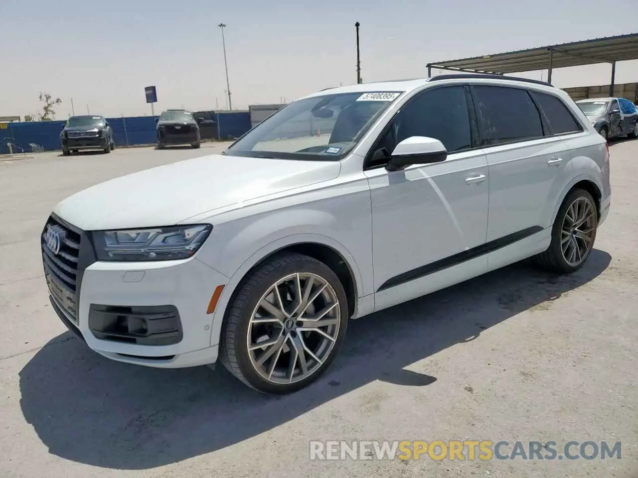 1 Photograph of a damaged car WA1VAAF7XKD002664 AUDI Q7 2019
