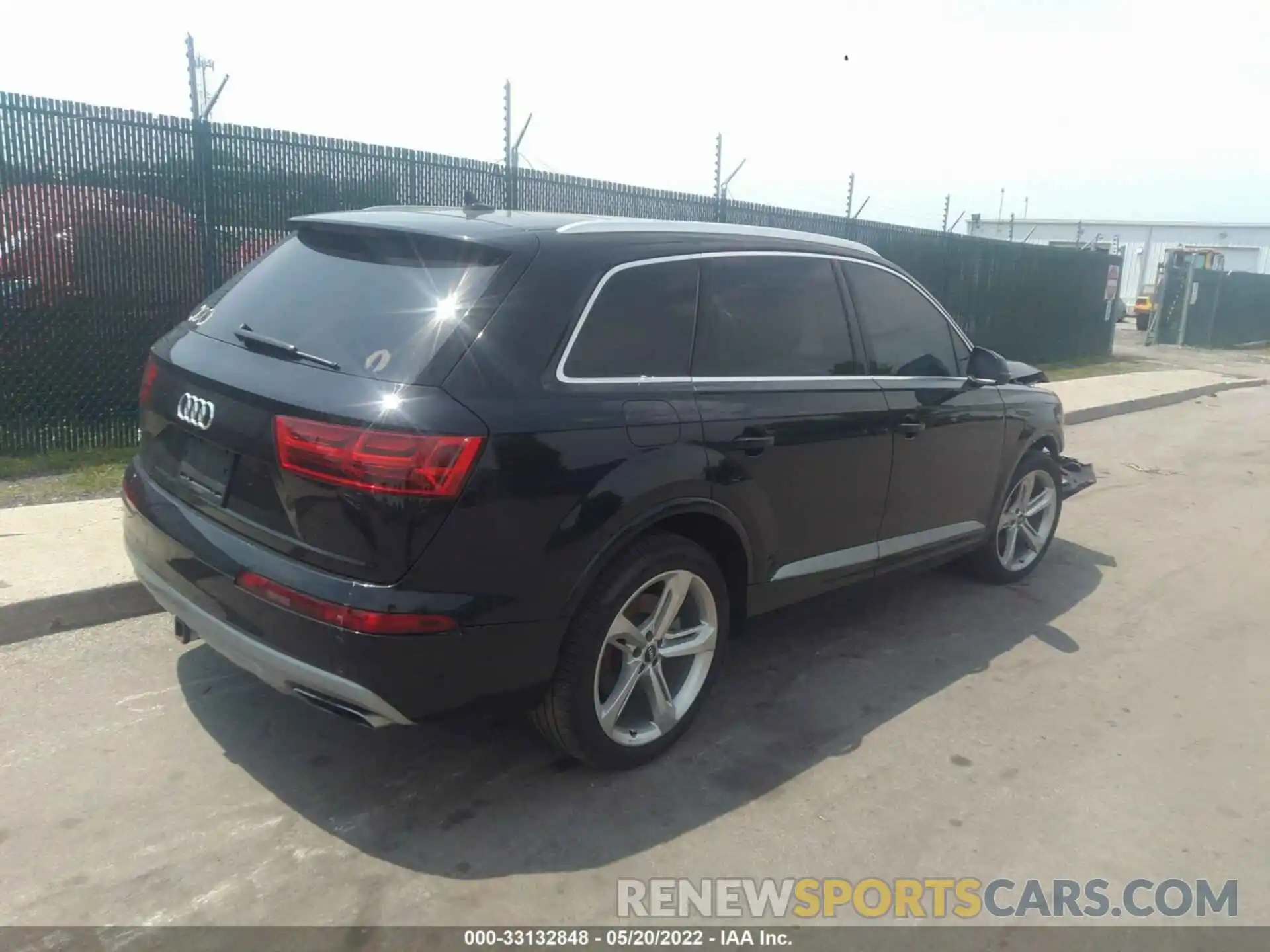 4 Photograph of a damaged car WA1VAAF7XKD023174 AUDI Q7 2019