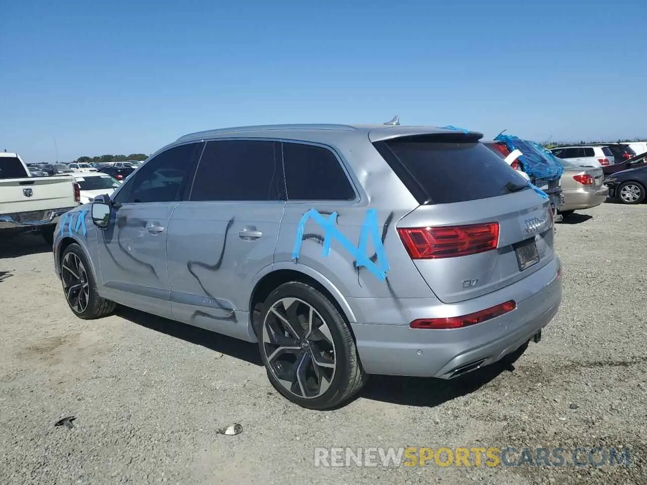 2 Photograph of a damaged car WA1VAAF7XKD035079 AUDI Q7 2019