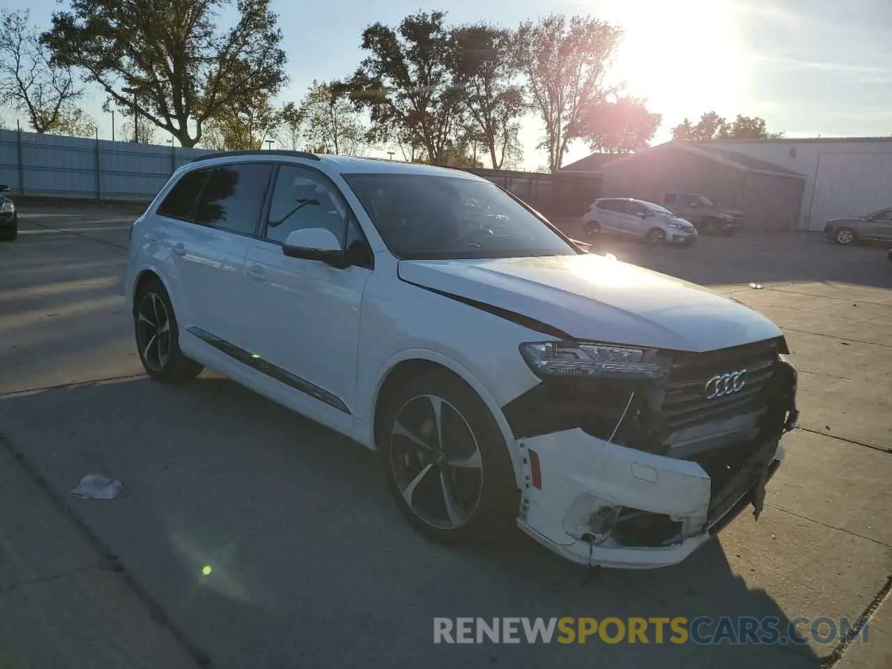 4 Photograph of a damaged car WA1VABF73KD025984 AUDI Q7 2019