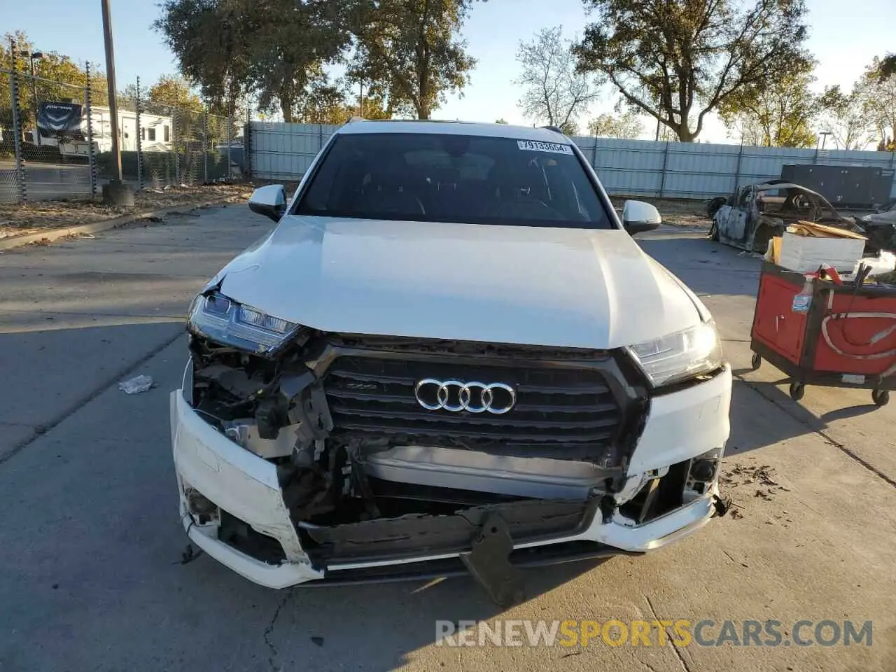 5 Photograph of a damaged car WA1VABF73KD025984 AUDI Q7 2019