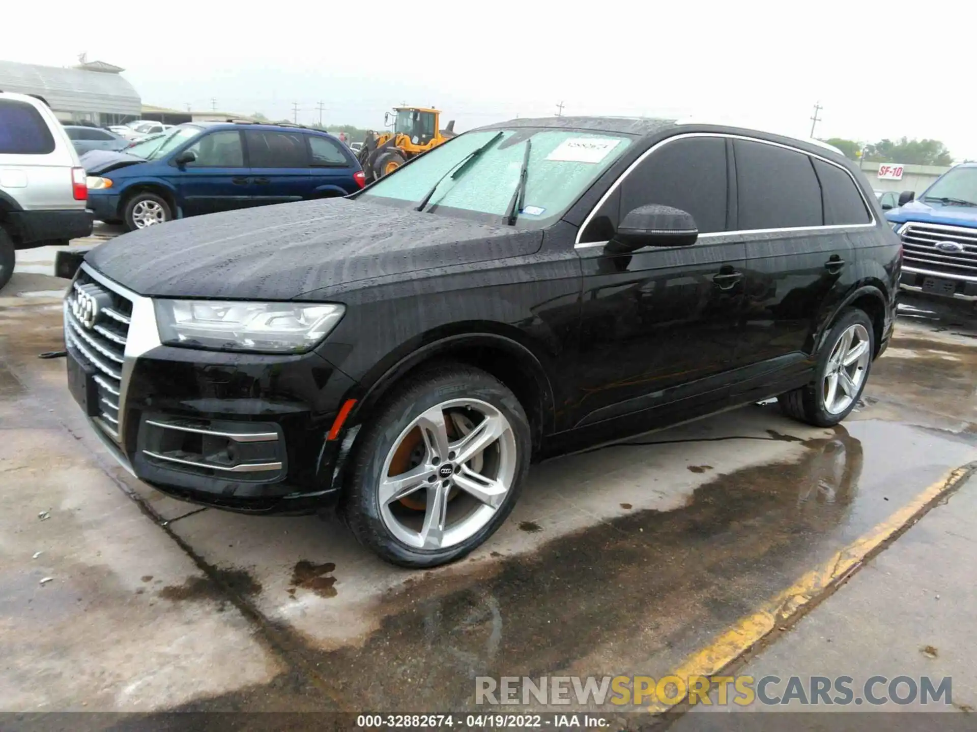 2 Photograph of a damaged car WA1VABF7XKD013265 AUDI Q7 2019