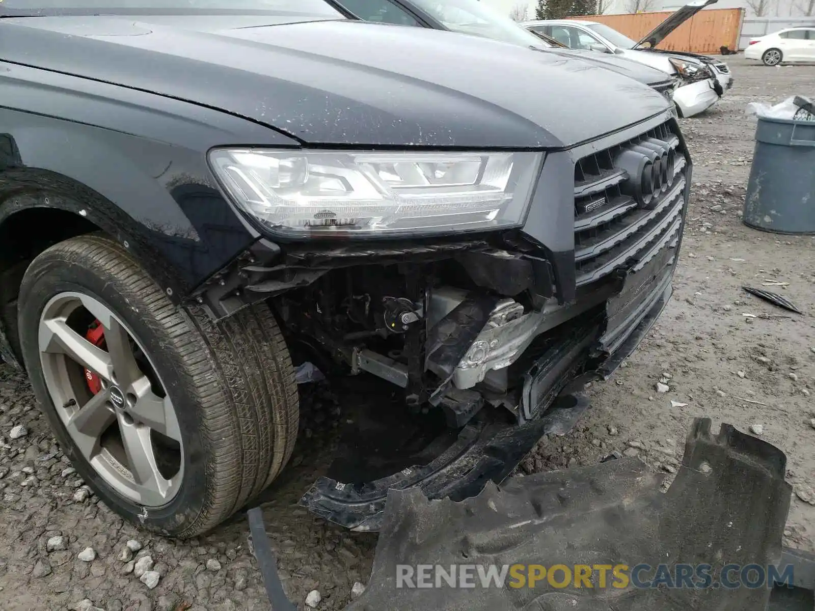 9 Photograph of a damaged car WA1WAAF73KD009590 AUDI Q7 2019