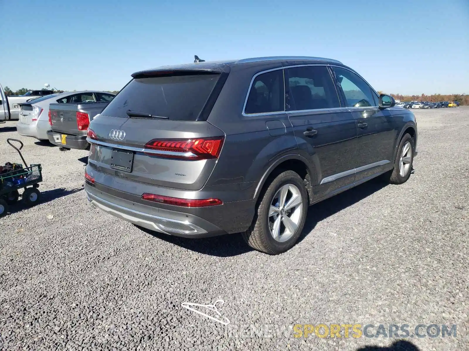 4 Photograph of a damaged car WA1AJAF70LD007632 AUDI Q7 2020