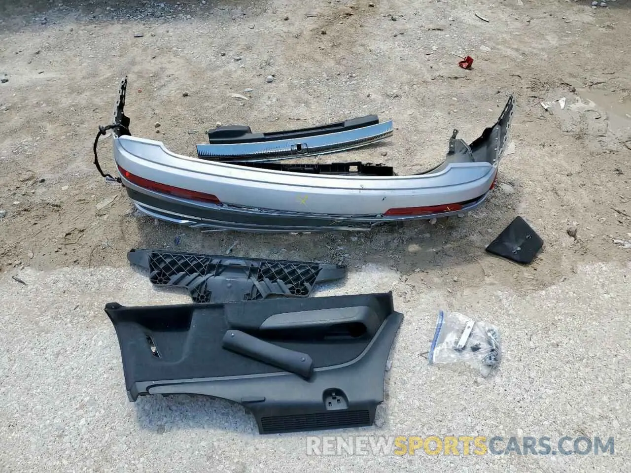 13 Photograph of a damaged car WA1AJAF74LD008623 AUDI Q7 2020
