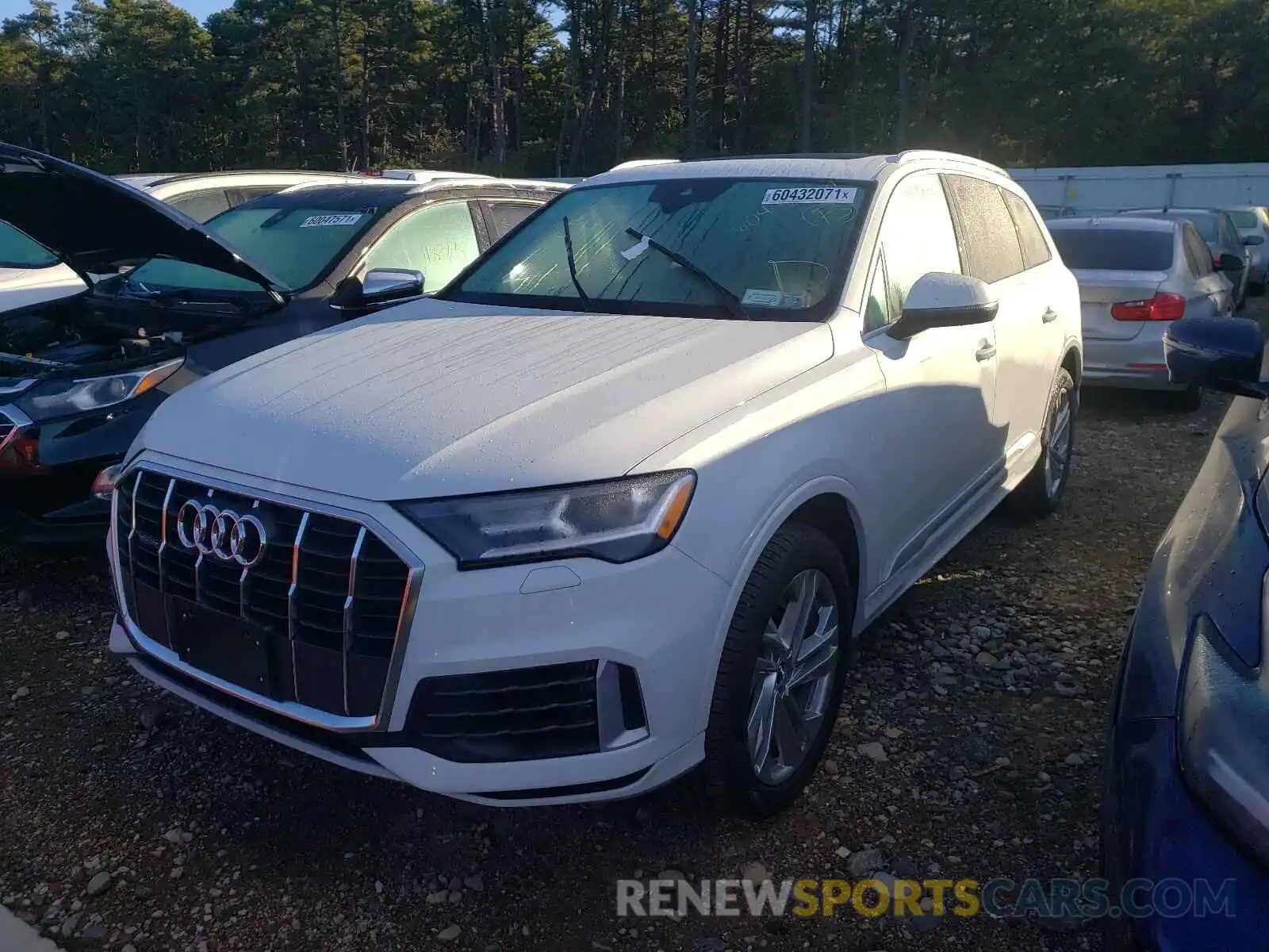 2 Photograph of a damaged car WA1AXAF70LD011551 AUDI Q7 2020