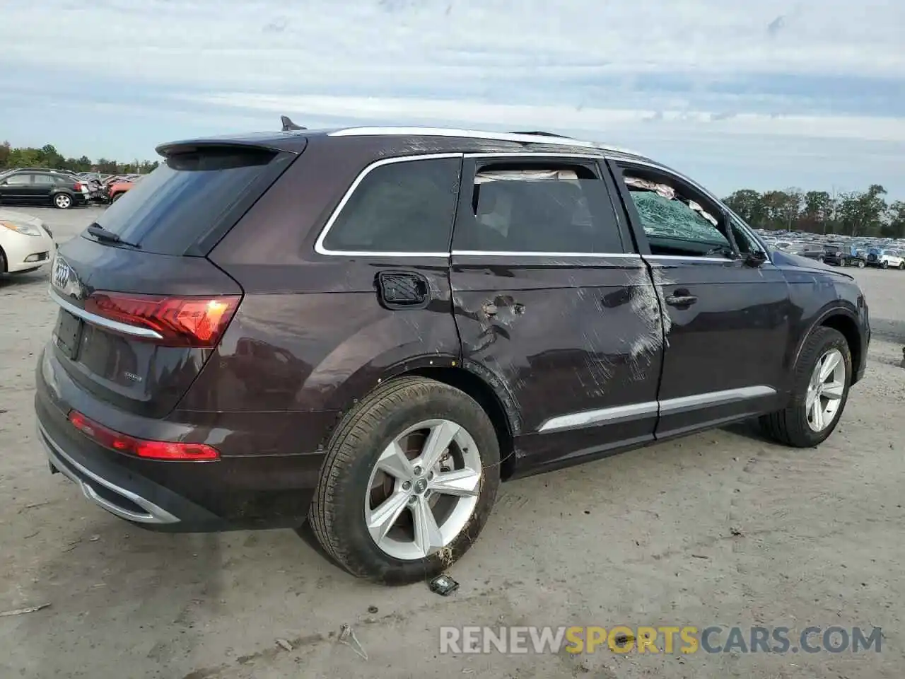 3 Photograph of a damaged car WA1AXAF73LD006991 AUDI Q7 2020