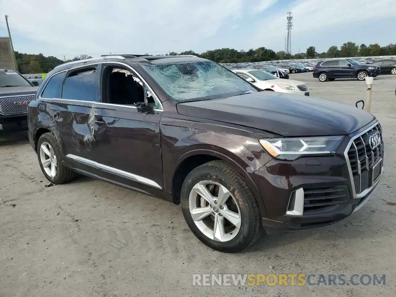 4 Photograph of a damaged car WA1AXAF73LD006991 AUDI Q7 2020