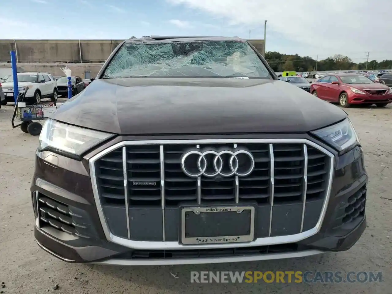 5 Photograph of a damaged car WA1AXAF73LD006991 AUDI Q7 2020