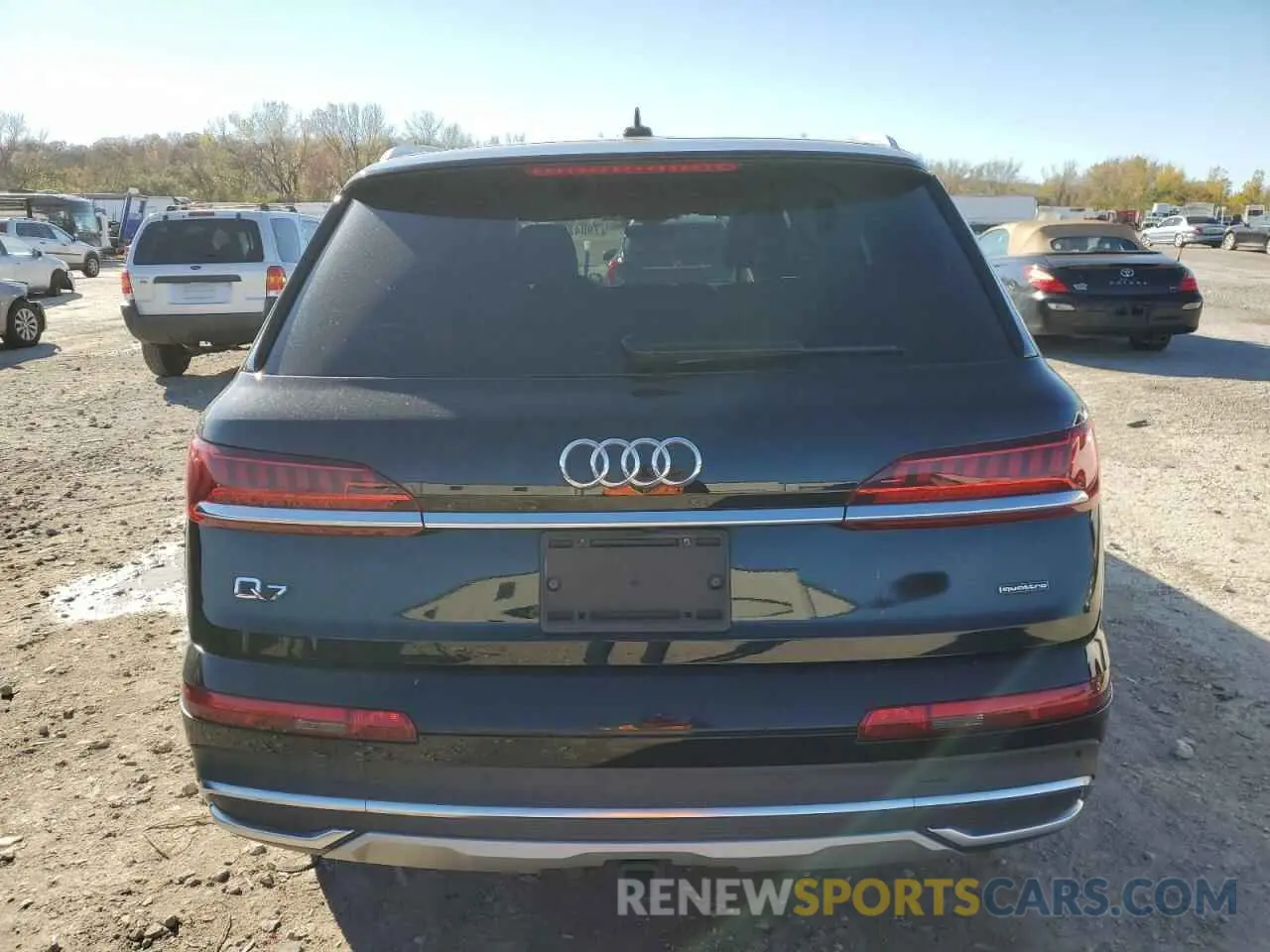 6 Photograph of a damaged car WA1AXAF7XLD010021 AUDI Q7 2020