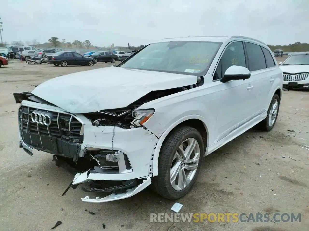 2 Photograph of a damaged car WA1LJAF74LD006931 AUDI Q7 2020