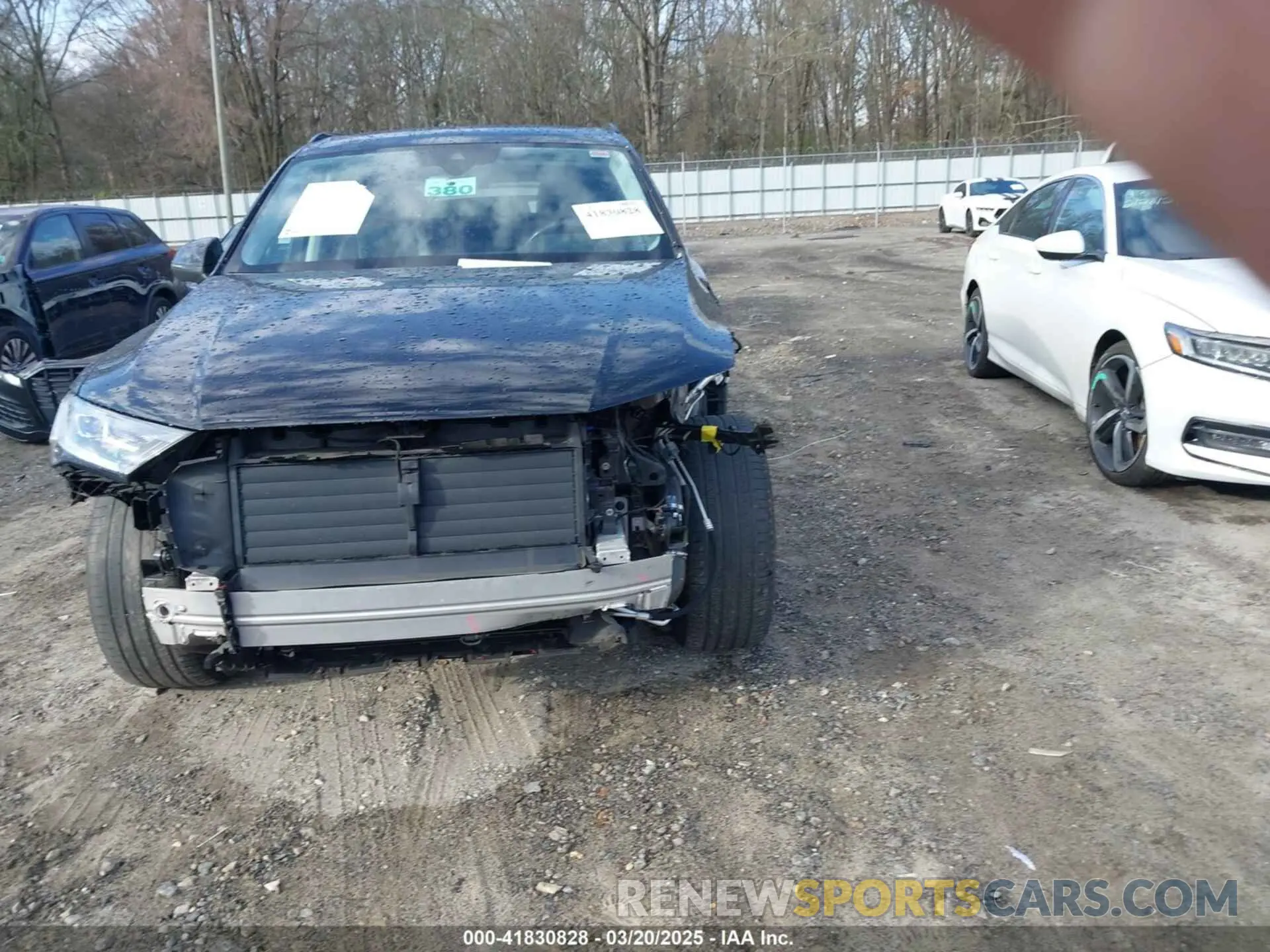 13 Photograph of a damaged car WA1LJAF74LD010610 AUDI Q7 2020