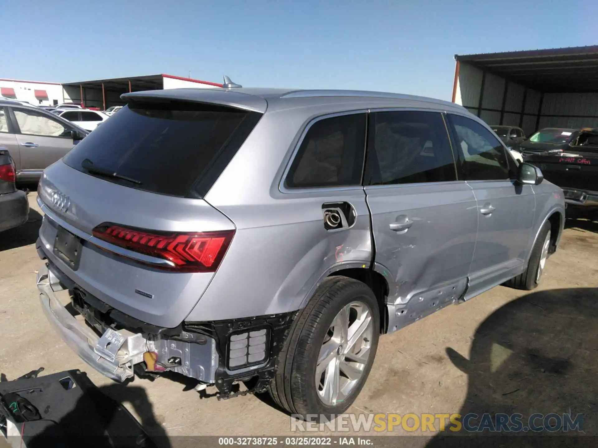 4 Photograph of a damaged car WA1LJAF78LD009878 AUDI Q7 2020