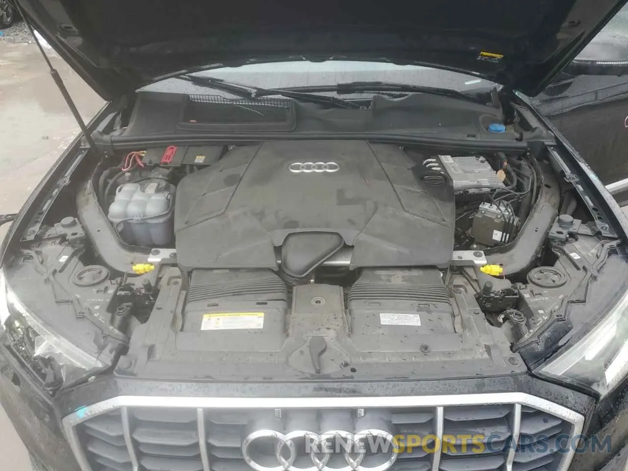 12 Photograph of a damaged car WA1LXAF70LD002390 AUDI Q7 2020