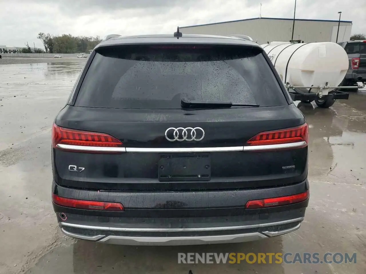 6 Photograph of a damaged car WA1LXAF70LD002390 AUDI Q7 2020