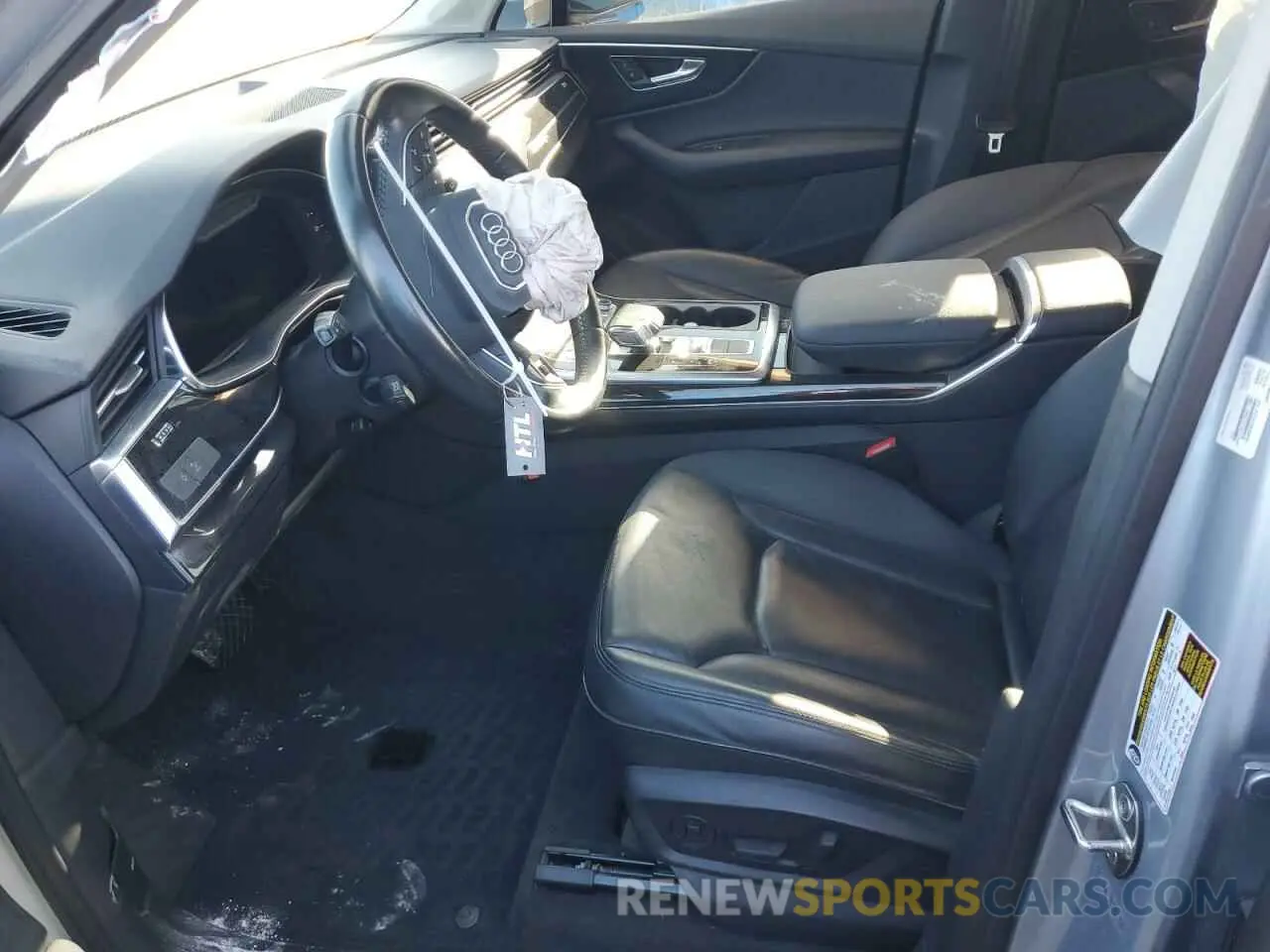 7 Photograph of a damaged car WA1LXAF70LD004642 AUDI Q7 2020