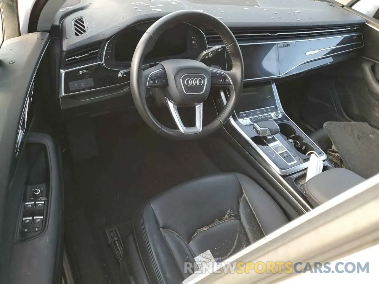 8 Photograph of a damaged car WA1LXAF70LD006049 AUDI Q7 2020