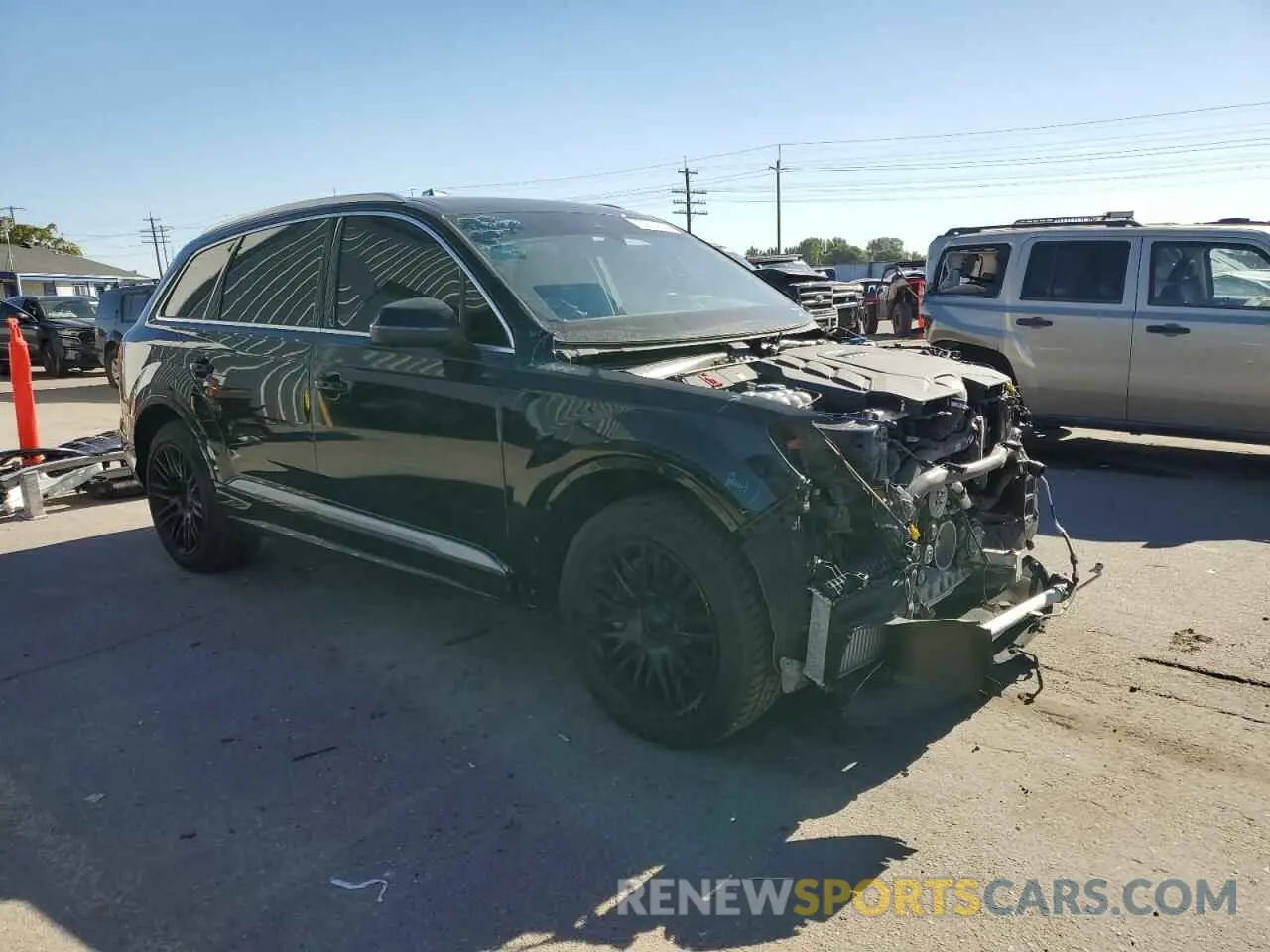 4 Photograph of a damaged car WA1LXAF70LD012546 AUDI Q7 2020