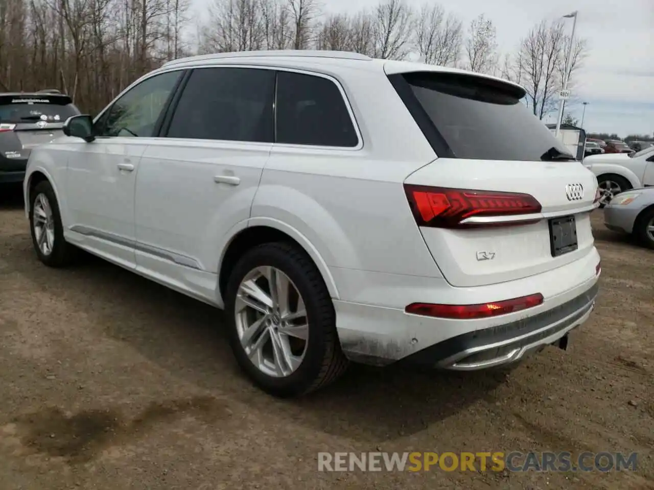 3 Photograph of a damaged car WA1LXAF71LD001281 AUDI Q7 2020