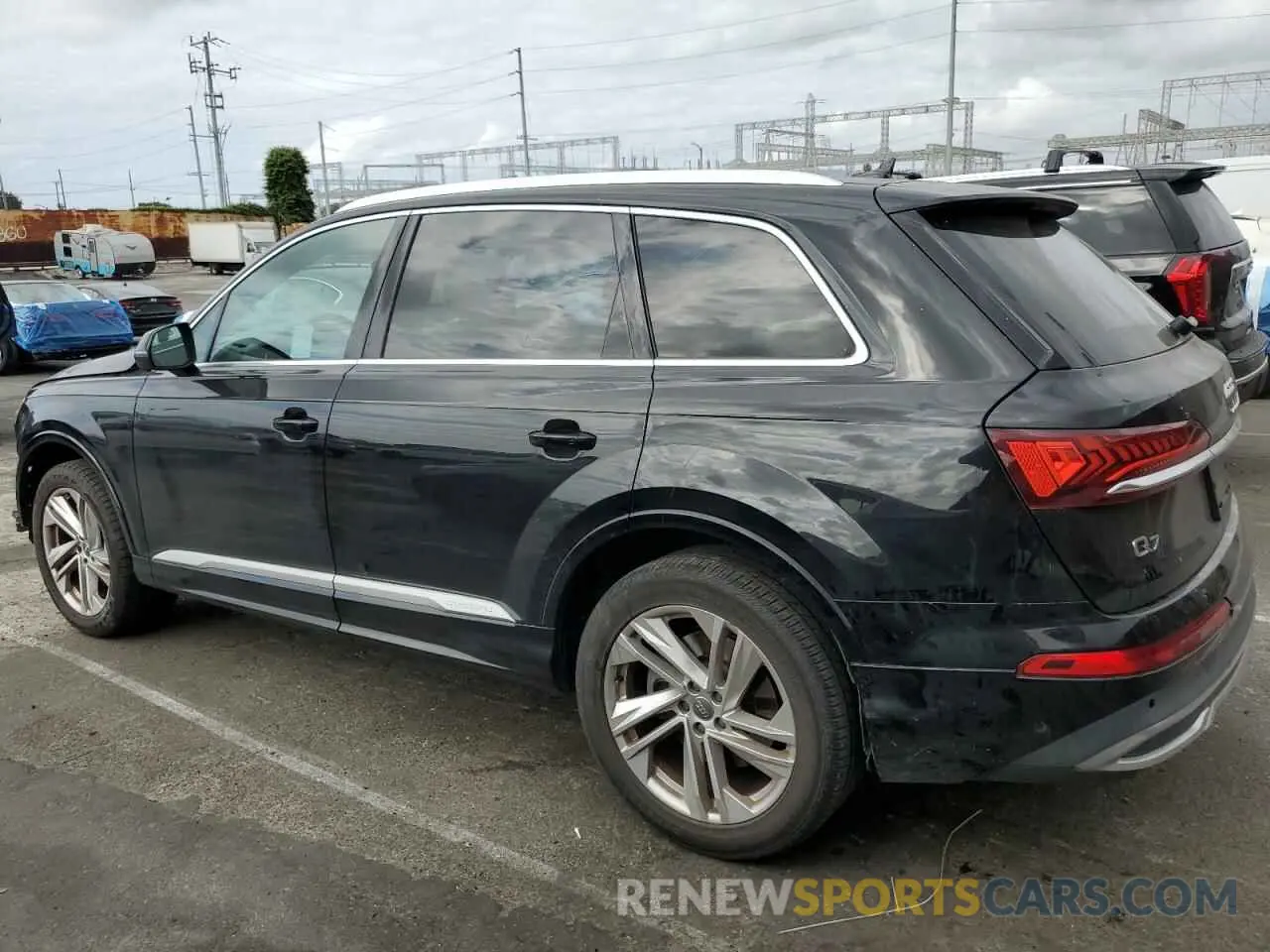 2 Photograph of a damaged car WA1LXAF71LD003404 AUDI Q7 2020