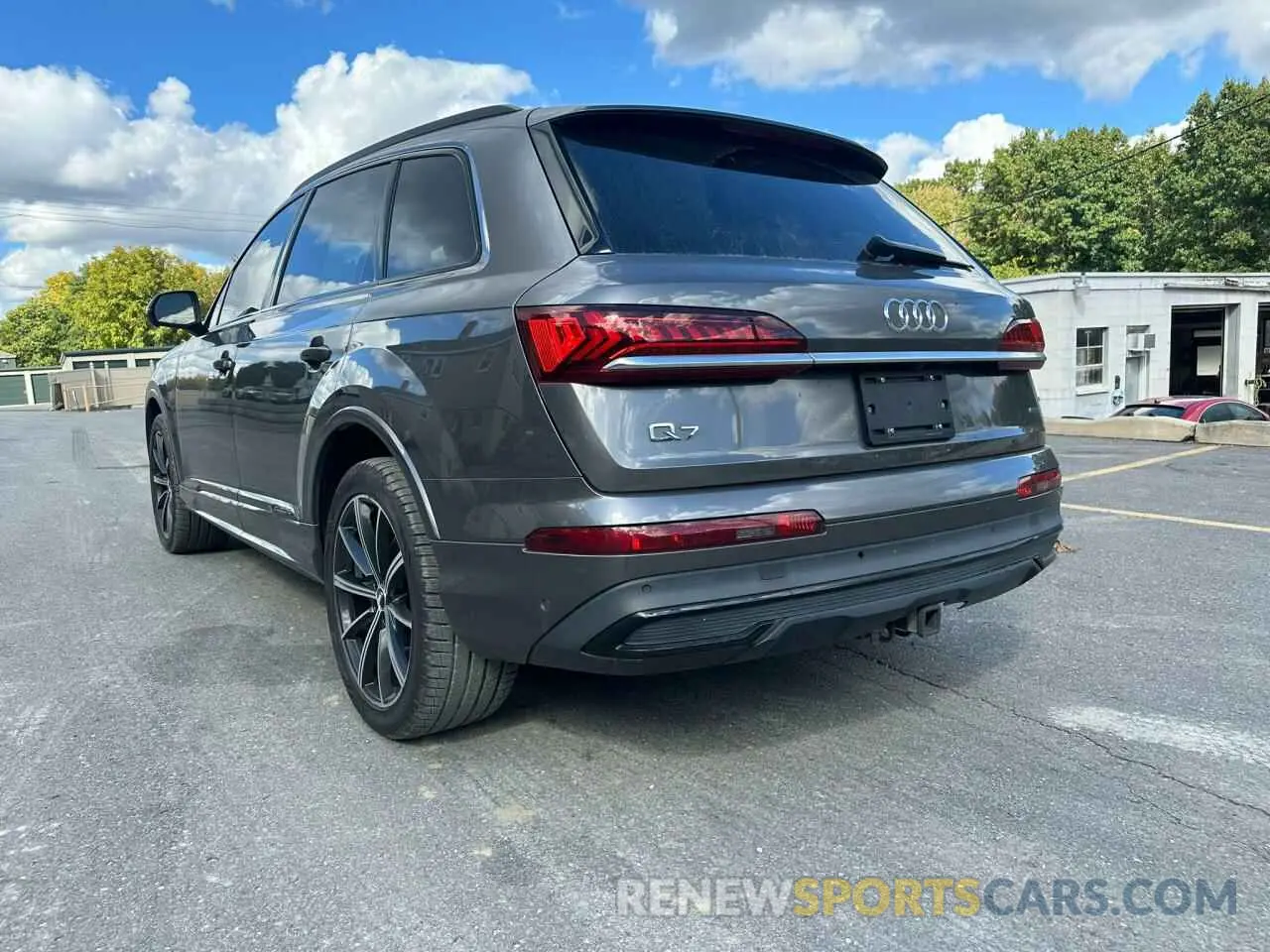 2 Photograph of a damaged car WA1LXAF71LD004634 AUDI Q7 2020