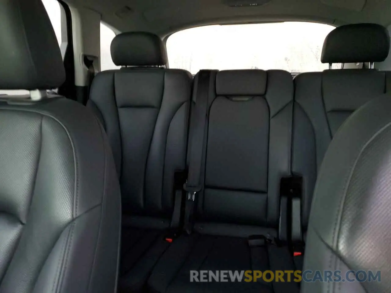 10 Photograph of a damaged car WA1LXAF72LD001161 AUDI Q7 2020