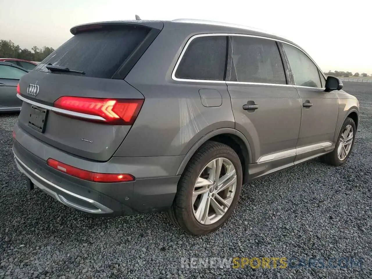 3 Photograph of a damaged car WA1LXAF72LD001161 AUDI Q7 2020
