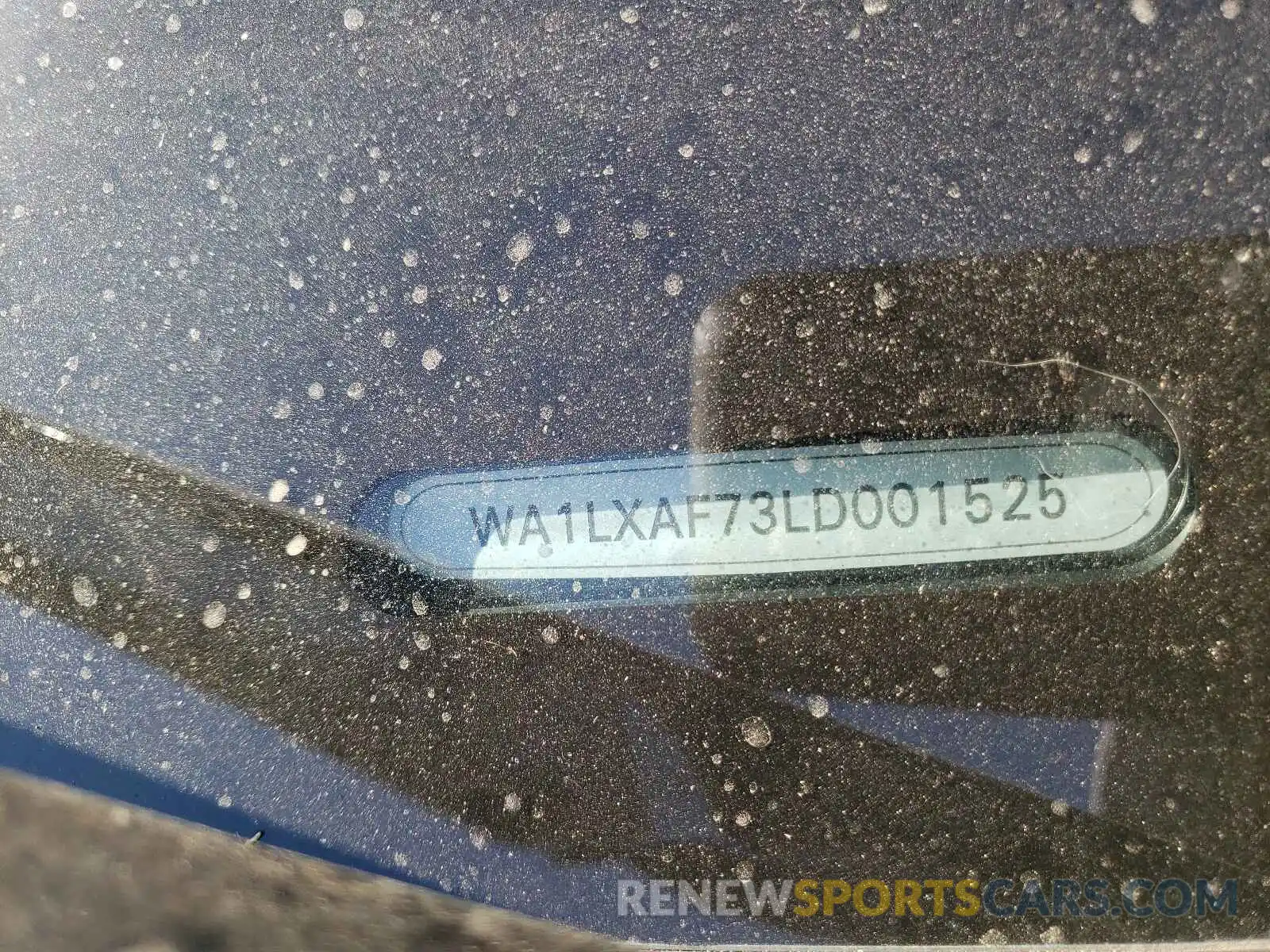 10 Photograph of a damaged car WA1LXAF73LD001525 AUDI Q7 2020