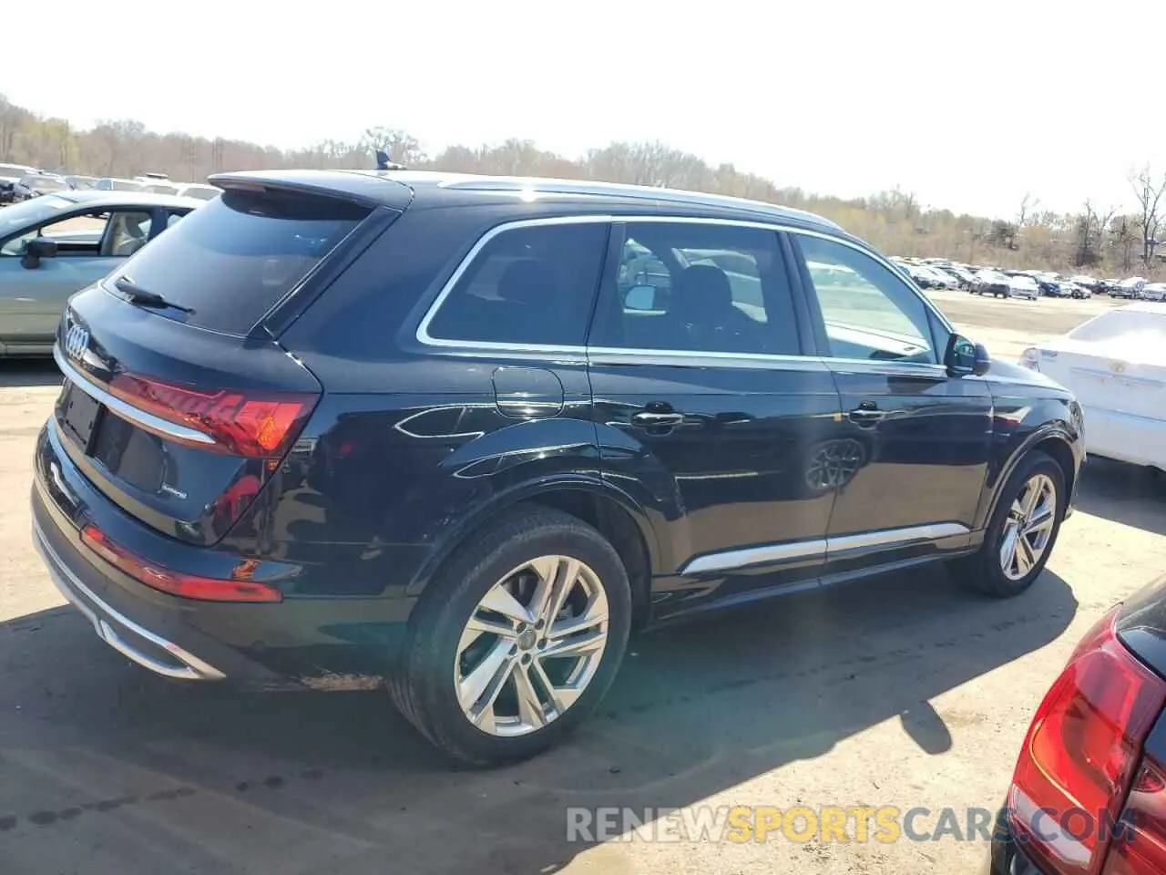 3 Photograph of a damaged car WA1LXAF73LD003064 AUDI Q7 2020