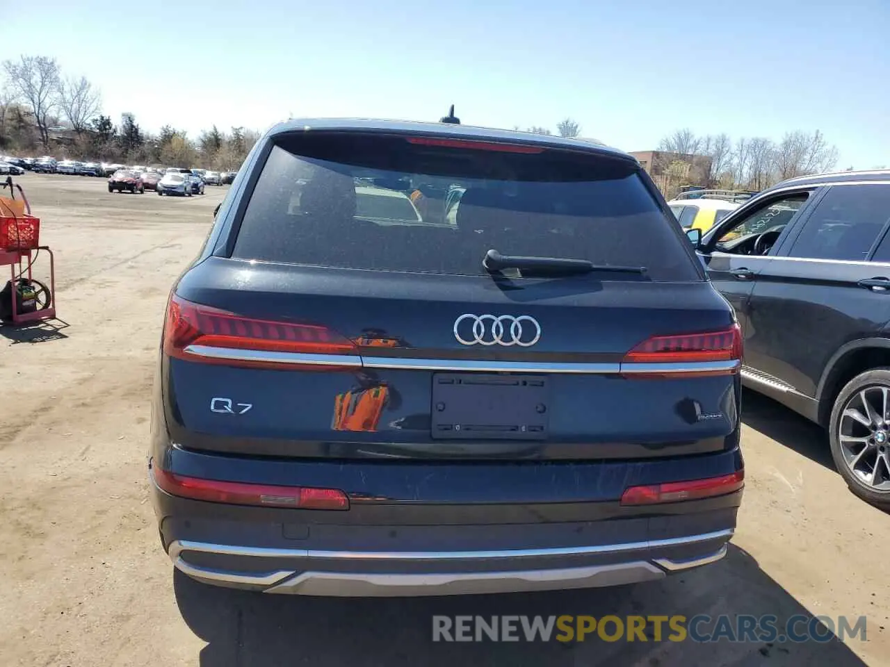6 Photograph of a damaged car WA1LXAF73LD003064 AUDI Q7 2020