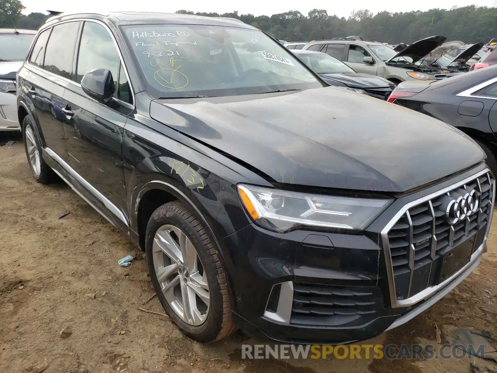 1 Photograph of a damaged car WA1LXAF73LD006269 AUDI Q7 2020