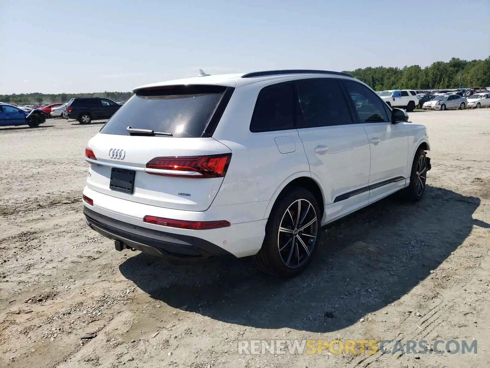 4 Photograph of a damaged car WA1LXAF73LD012539 AUDI Q7 2020