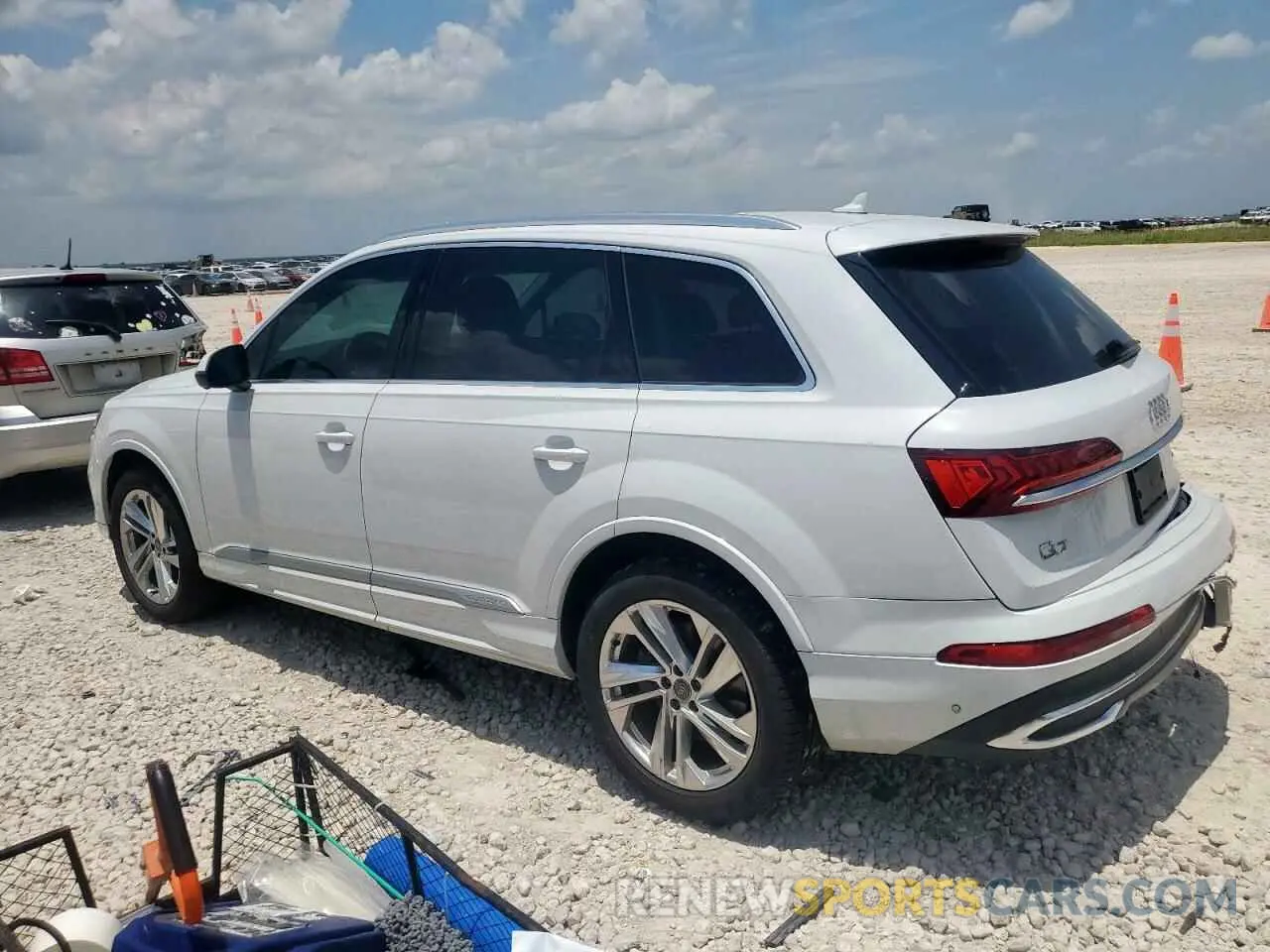 2 Photograph of a damaged car WA1LXAF74LD001792 AUDI Q7 2020