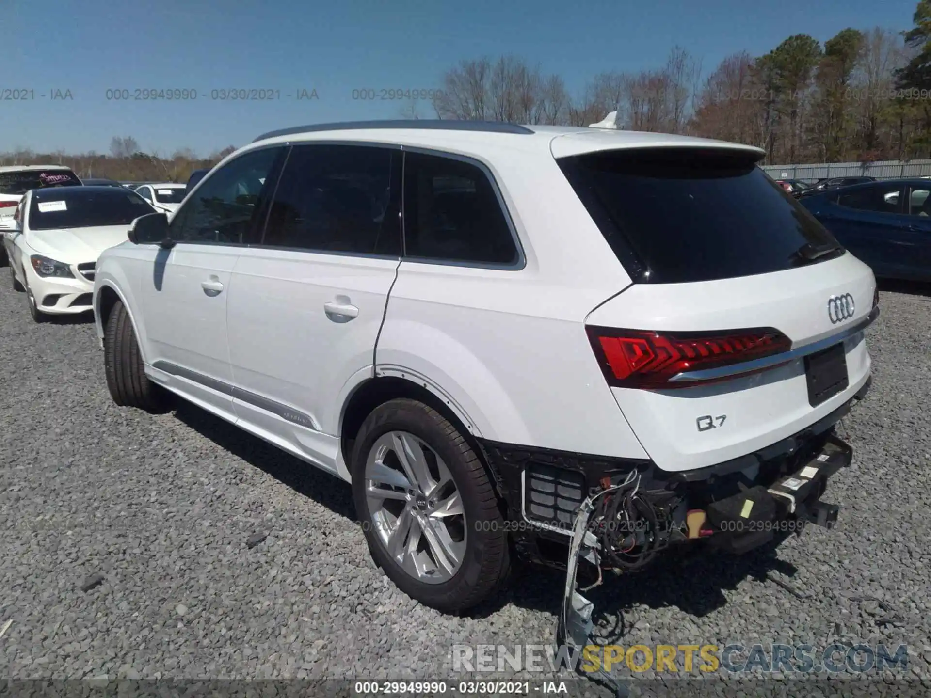 3 Photograph of a damaged car WA1LXAF74LD003896 AUDI Q7 2020