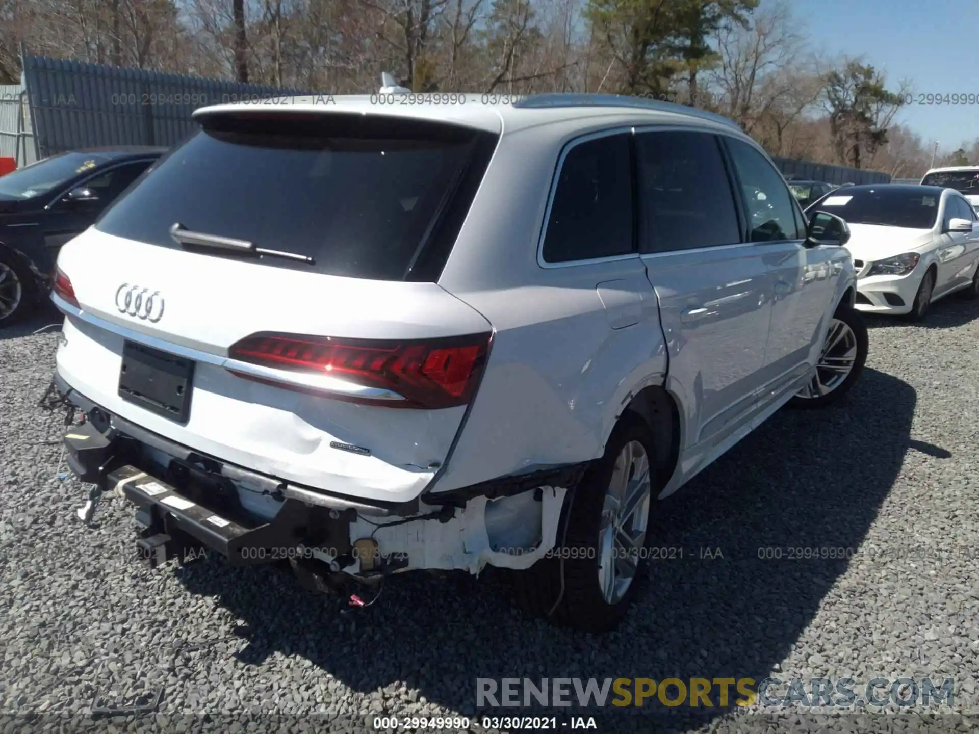 4 Photograph of a damaged car WA1LXAF74LD003896 AUDI Q7 2020