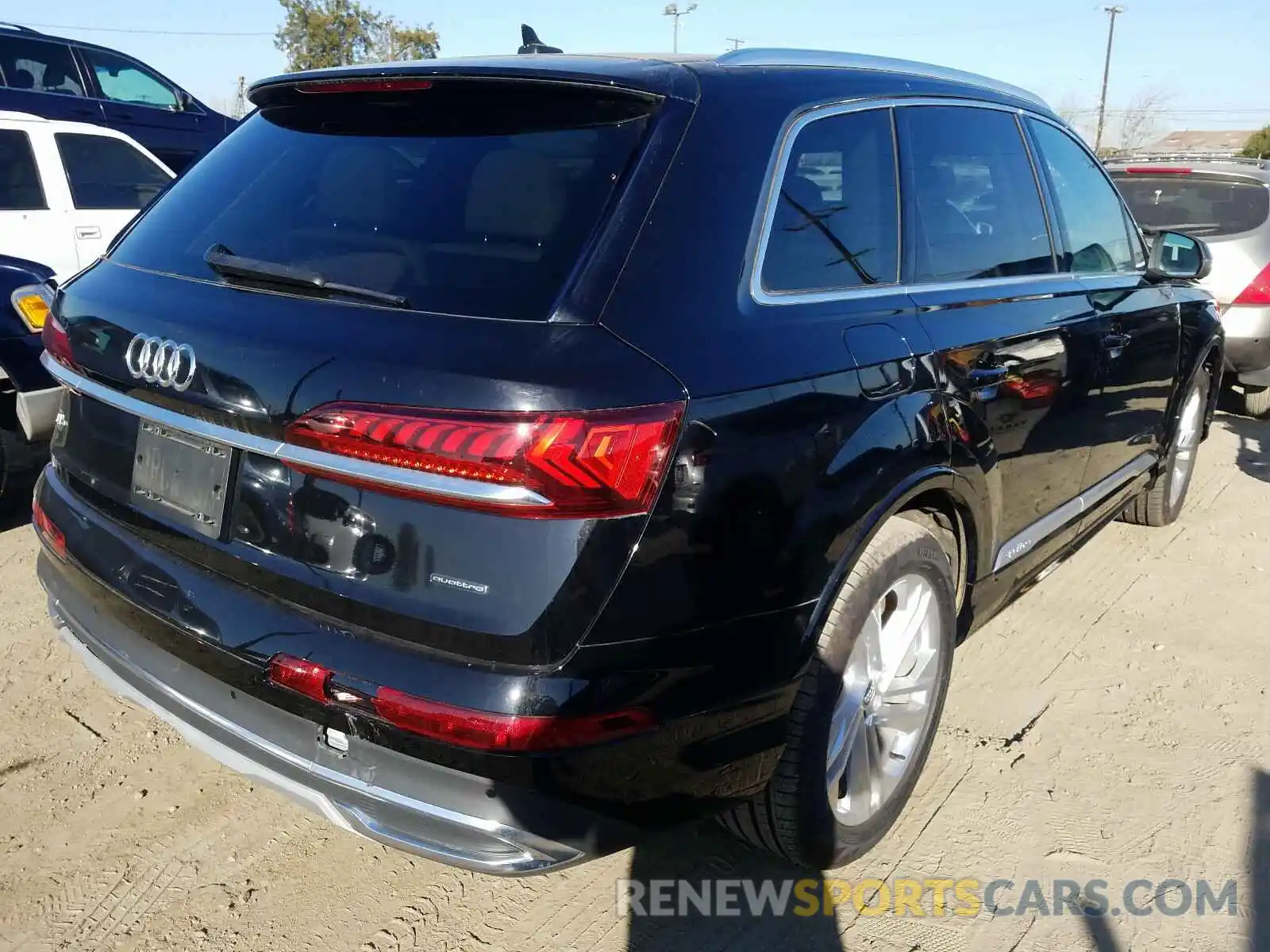 4 Photograph of a damaged car WA1LXAF75LD002983 AUDI Q7 2020