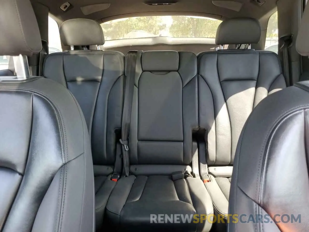 10 Photograph of a damaged car WA1LXAF75LD006869 AUDI Q7 2020