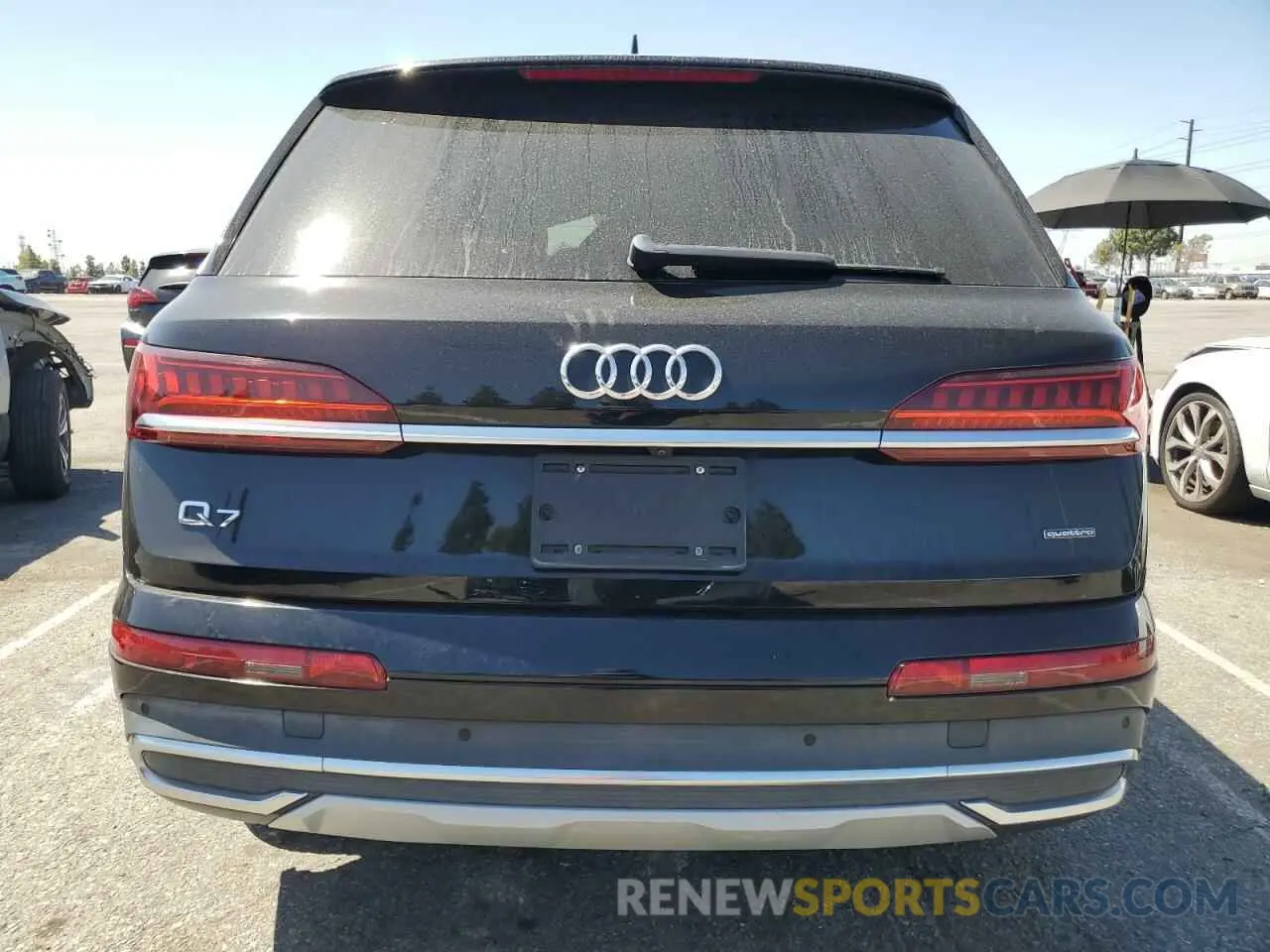 6 Photograph of a damaged car WA1LXAF75LD006869 AUDI Q7 2020