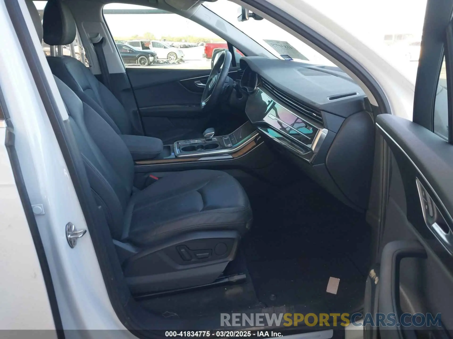 5 Photograph of a damaged car WA1LXAF76LD005911 AUDI Q7 2020