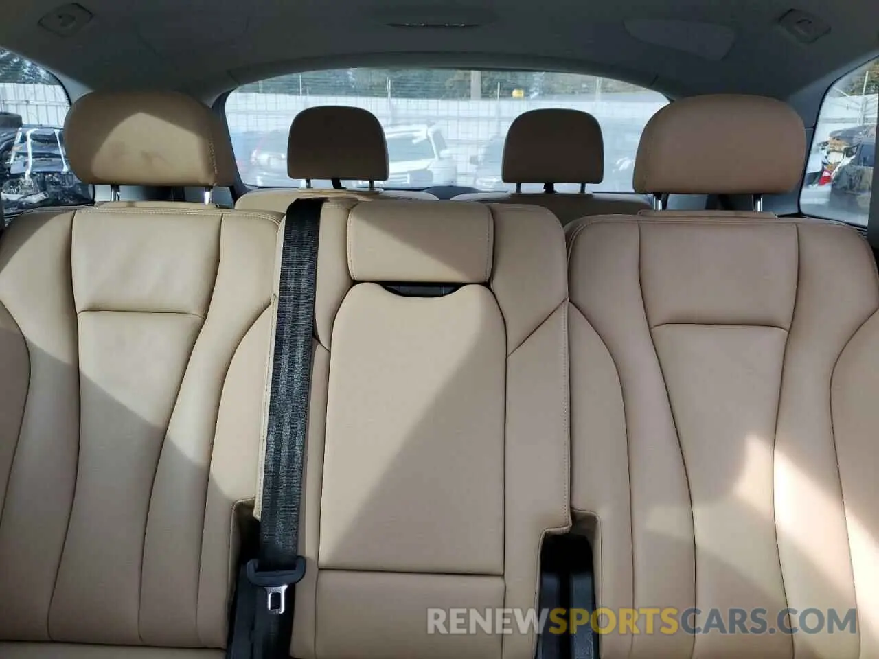 10 Photograph of a damaged car WA1LXAF77LD004976 AUDI Q7 2020